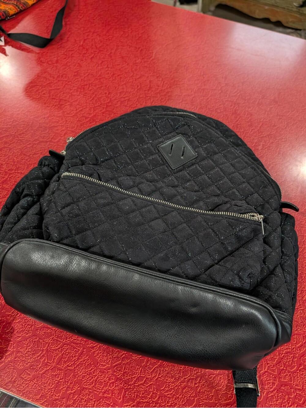 Mossimo Black Quilted Puff Backpack Glitter Clean